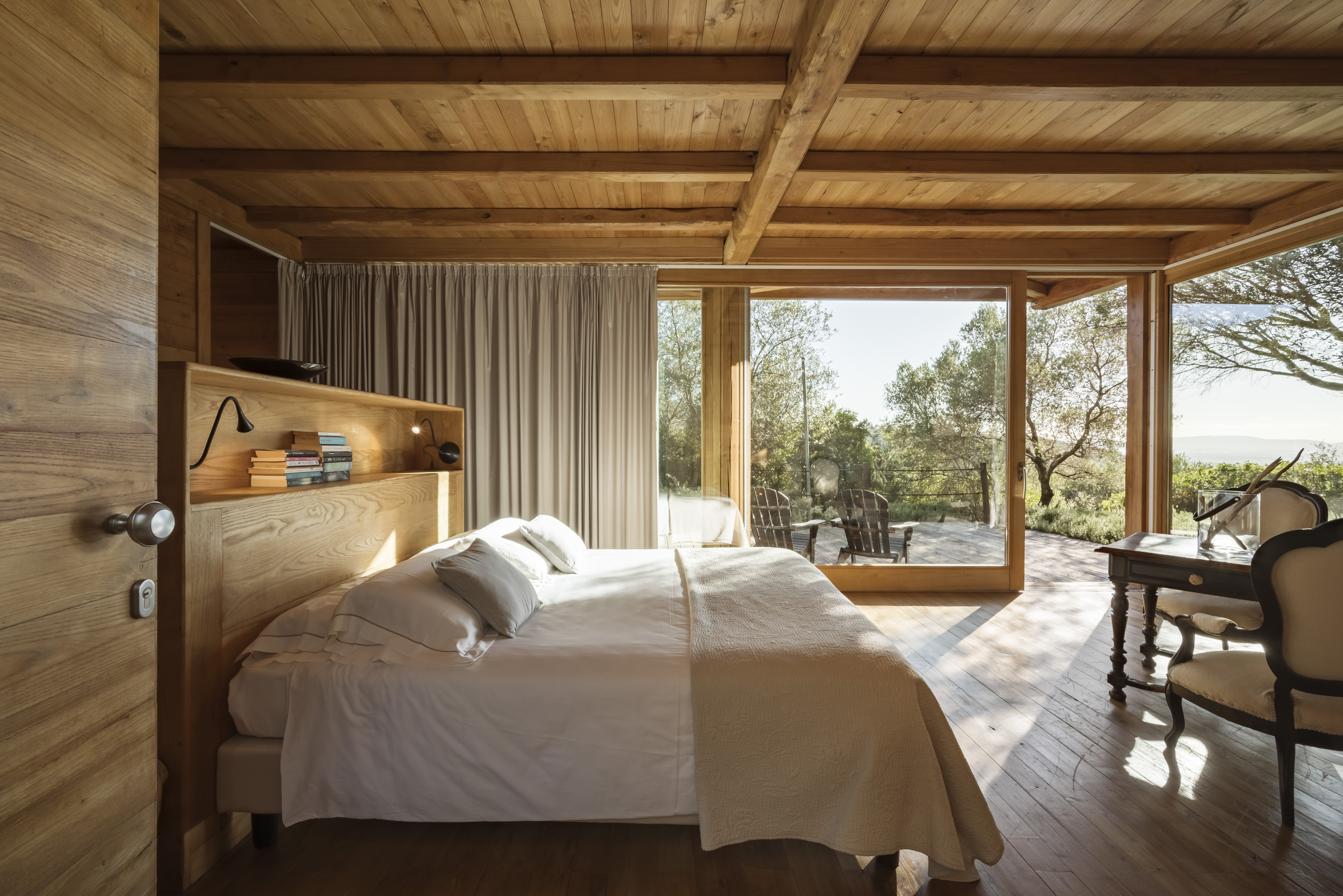 Natura Superior Lodge – 148-38-_Z5A7834-HDR view