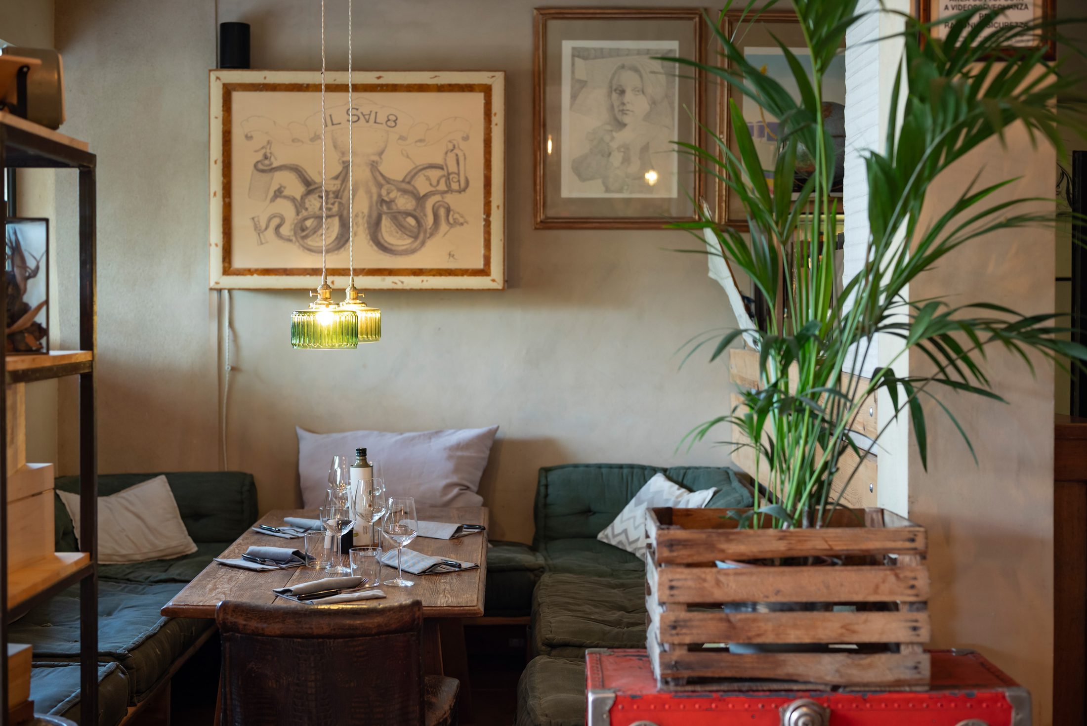 Un bar dove ogni cocktail nasce dalla terra, dalle stagioni e dall’orto. – bar c2c